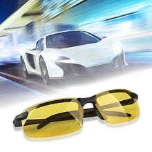 Load image into Gallery viewer, Men Night Vision Glasses for Driving Yellow Glasses PC Frame Sunglasses Outdoor Glasses To Handle At Night Anti Glare Gafas