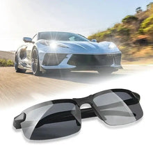 Load image into Gallery viewer, Men Night Vision Glasses for Driving Yellow Glasses PC Frame Sunglasses Outdoor Glasses To Handle At Night Anti Glare Gafas
